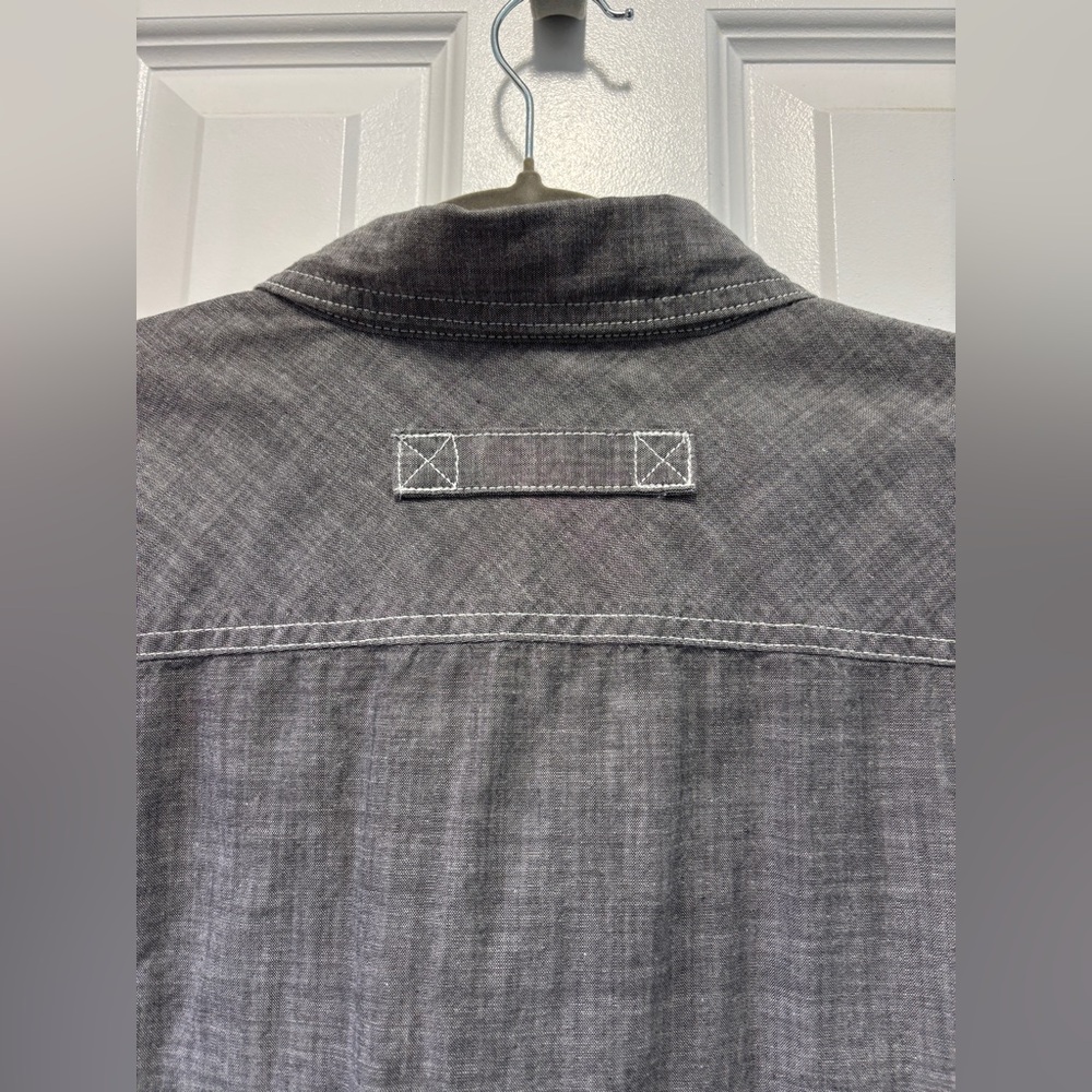 Duluth Trading Co. Men's Casual Grey Button‎ Down Shirt Size Large - Picture 2 of 11